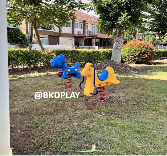 ม้าโยกสปริง ,สปริงโยกเยก,โยกเยกสปริง,เครื่องเล่นสนามกลางแจ้ง พร้อมส่ง