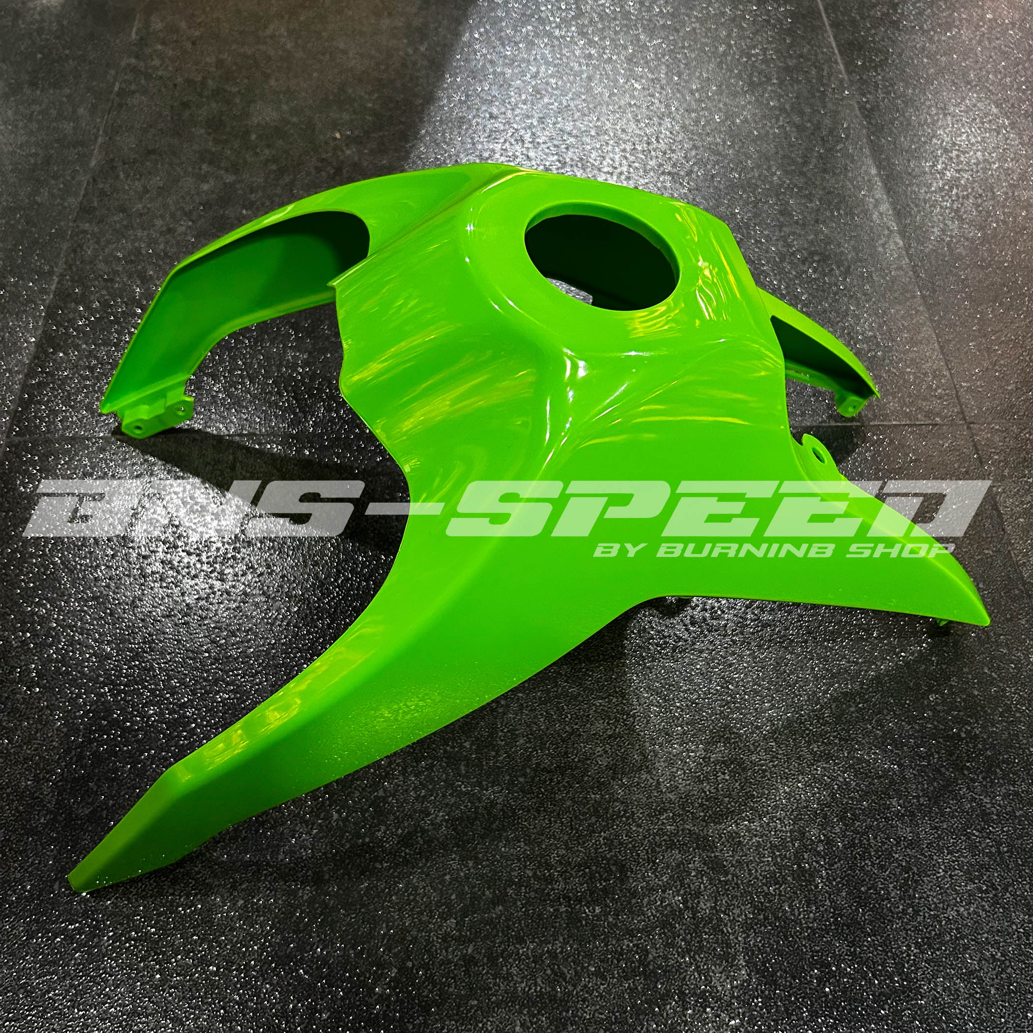ครอบถังน้ำมันแท้ศูนย์ Kawasaki KLX140RF