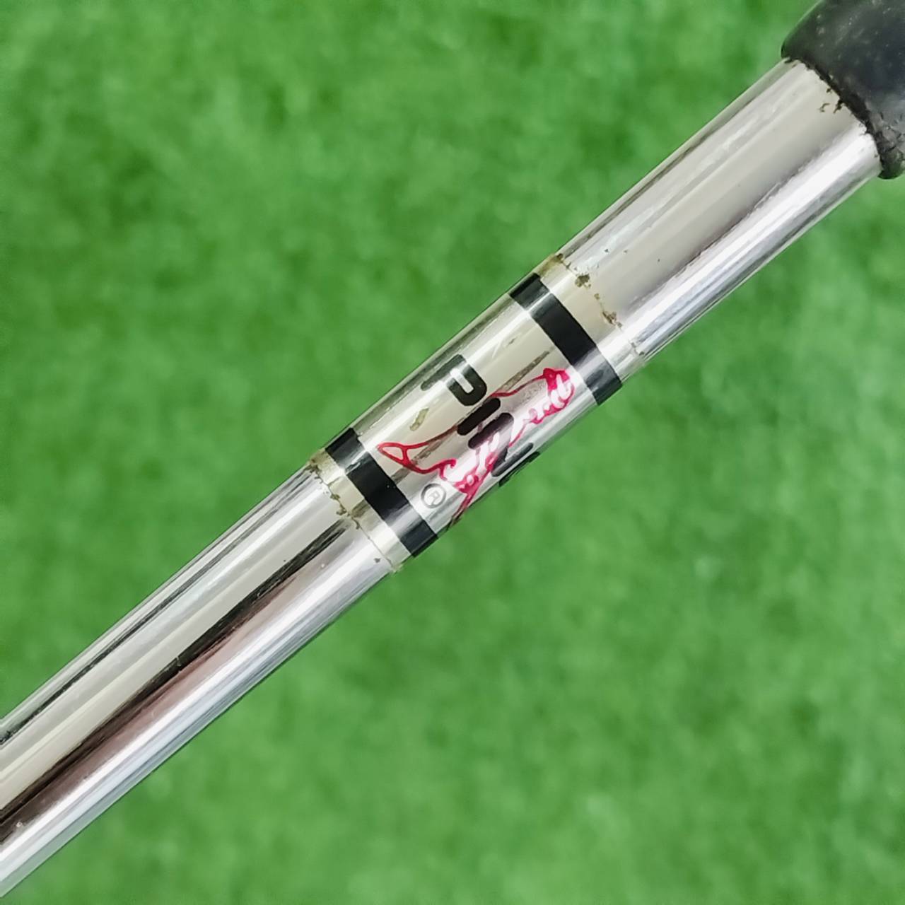PUTTER PING ANSER 4 ความยาว 35 นิ้ว พัตต์นิ่งมาก ANSER4 เป็นตัวที่สมบูรณ์ที่สุด ในซีรี่นี้และเป็นรุ่นยอดนิยมที่สุดเช่นกัน ไม้กอล์ฟพรีเมี่ยมมือสอง ของแท้ By NakaraLuxurious