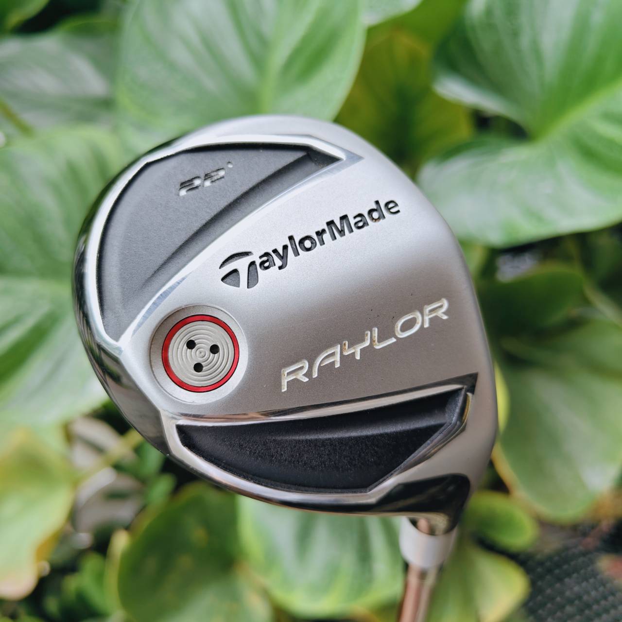 TaylorMade Raylor Hybrid ตัวช่วยตีลูกจากรัฟได้อย่างมั่นใจ! องศา 22° FLEX R