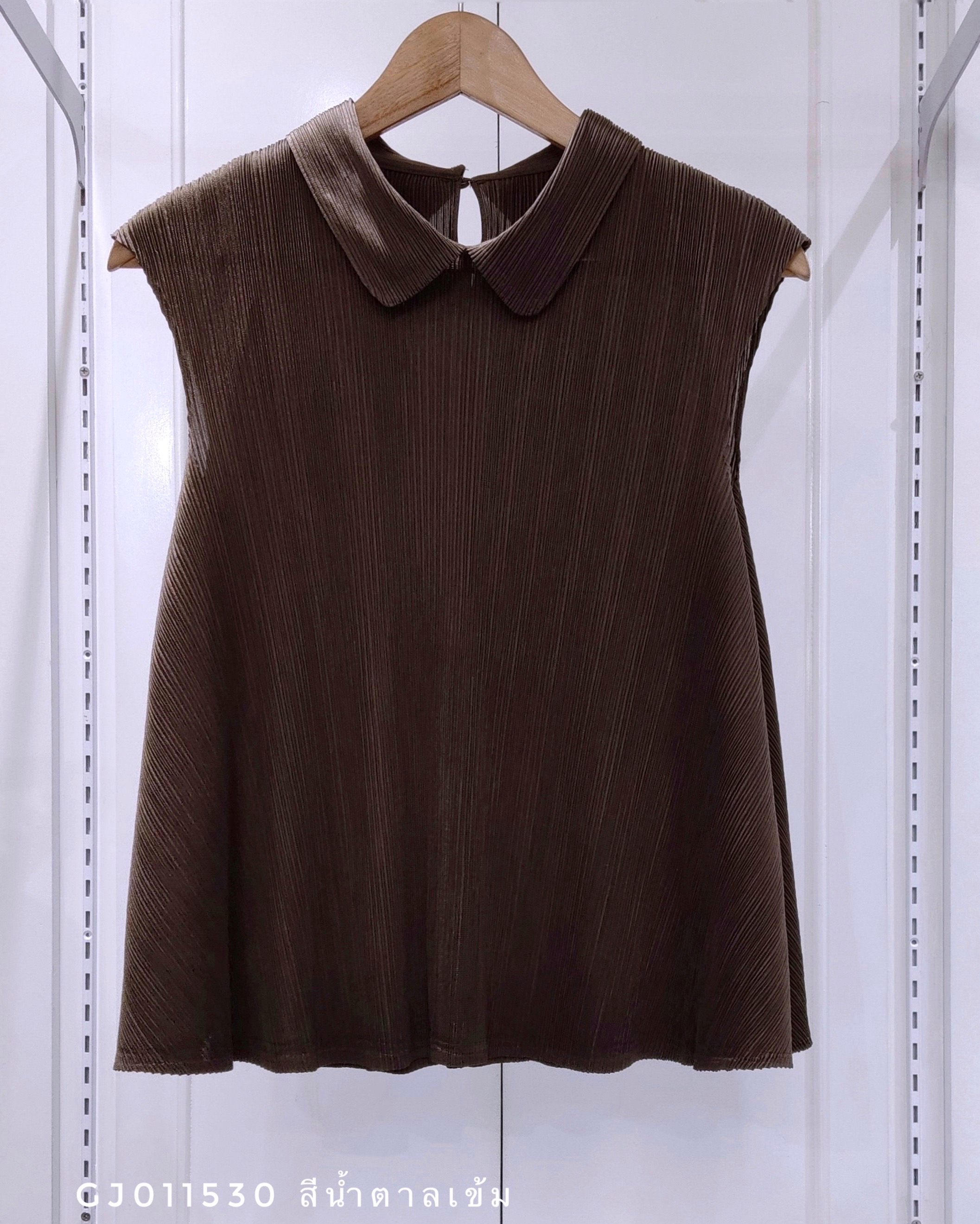 2MUAY รุ่น GJO11530 เสื้ออัดพลีท PETER PAN COLLAR PLEATED TOP 10 สี FREE SIZE