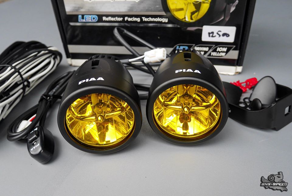 ไฟสปอร์ตไลท์ PIAA LED LP270 ขนาด 2.75" เลนส์เหลือง