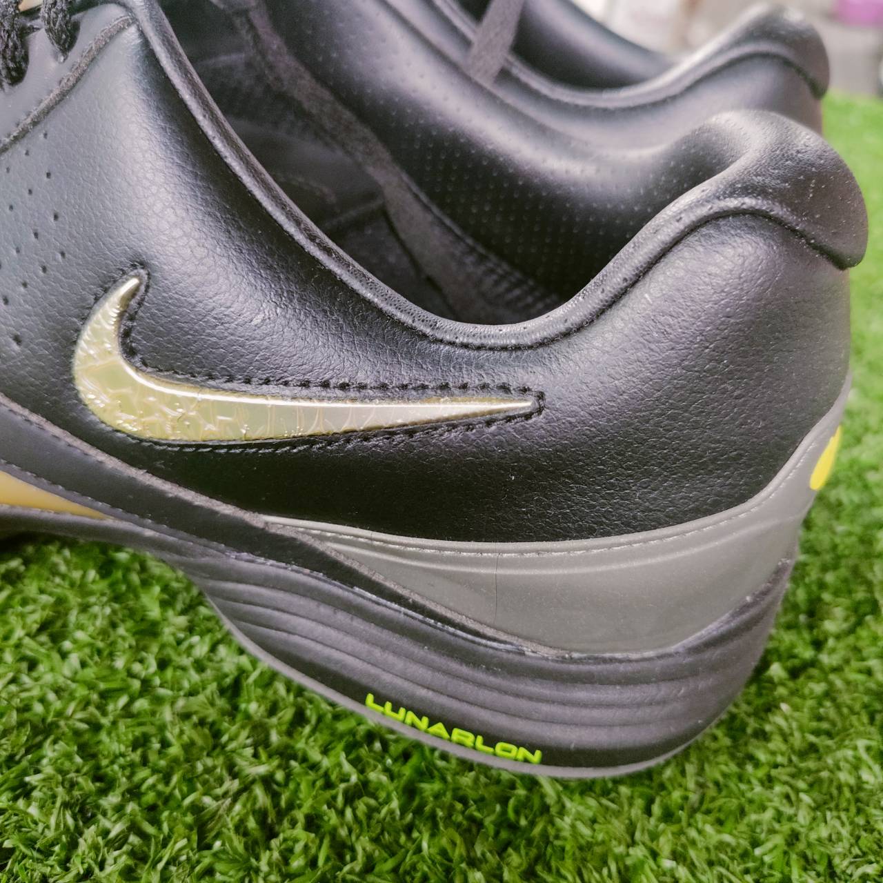 รองเท้ากอล์ฟ NIKE มือสอง ของแท้ มาพร้อมกล่องเดิม พื้นสวยมาก ปุ่มสวยมาก ไซด์ 41 ไม้กอล์ฟพรีเมี่ยมมือสอง ของแท้ By NakaraLuxurious