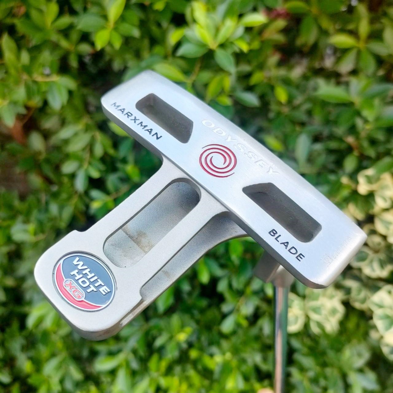 PUTTER ODYSSEY MARXMAN BLADE ความยาว 34 นิ้ว **กริฟ เสื่อม** รุ่นนี้เล็งง่ายมากๆ เวลาสโตรคเบี้ยว!! ไม้กอล์ฟมือสอง ของแท้ BY NakaraLuxurious