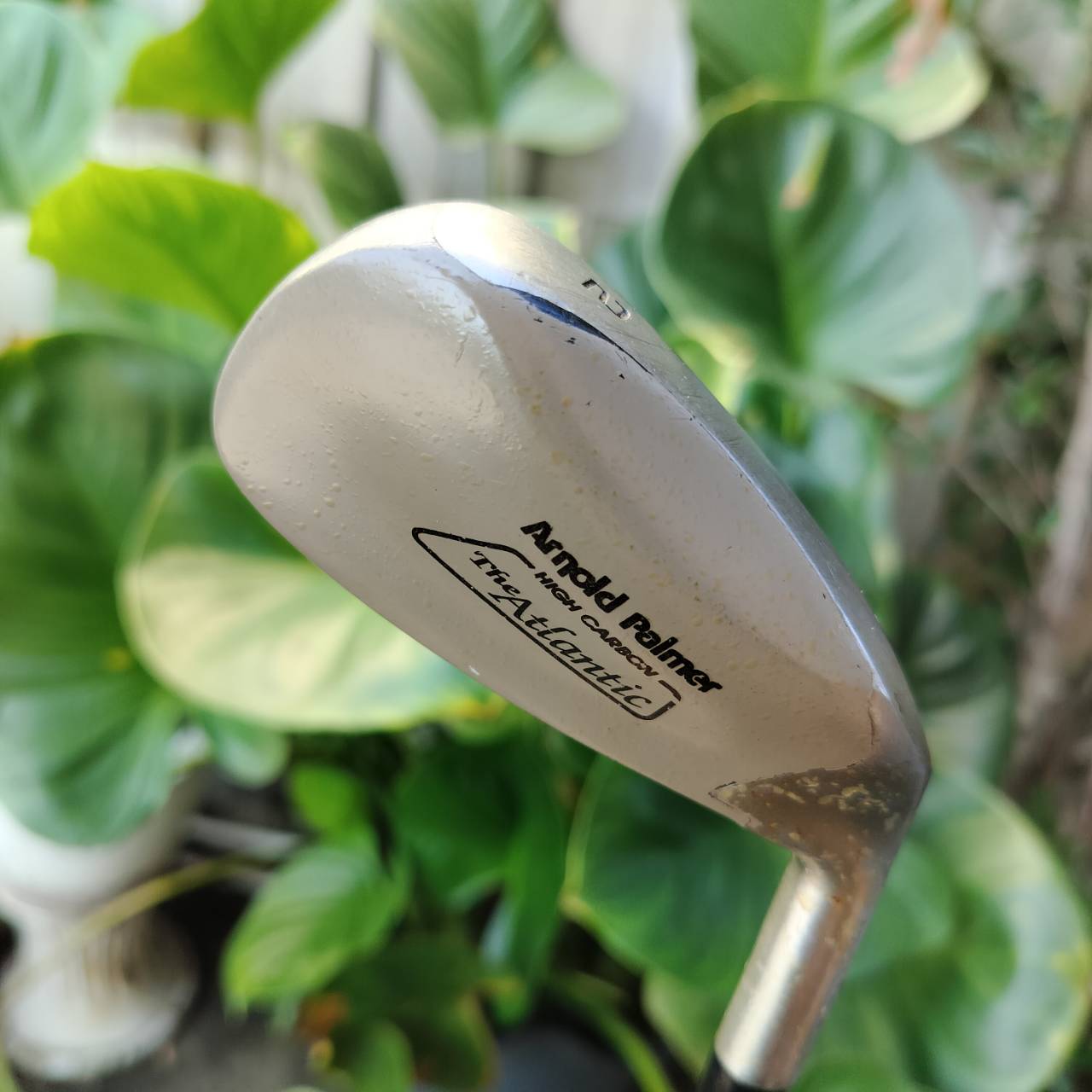 เหล็ก 2 อาร์โนลด์ พาล์มเมอร์ (Arnold Palmer) ออกแบบ SOLE และ BOUNCE ให้ตีผ่านพื้นได้ดีมากๆ ไม้กอล์ฟพรีเมี่ยมมือสอง ของแท้ By NakaraLuxurious