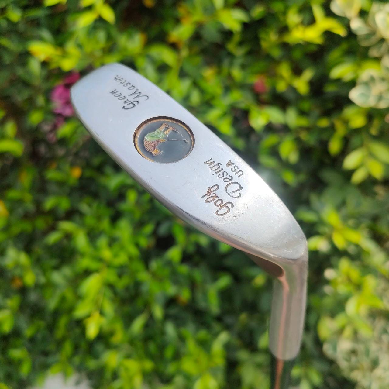 PUTTER DESIGN GNEEN MASTEN ความยาว 34 นิ้ว ทรงขาไก้ แต่เพิ่มบล๊านซ์ พัตต์ง่าย และแน่นขึ้นครับ