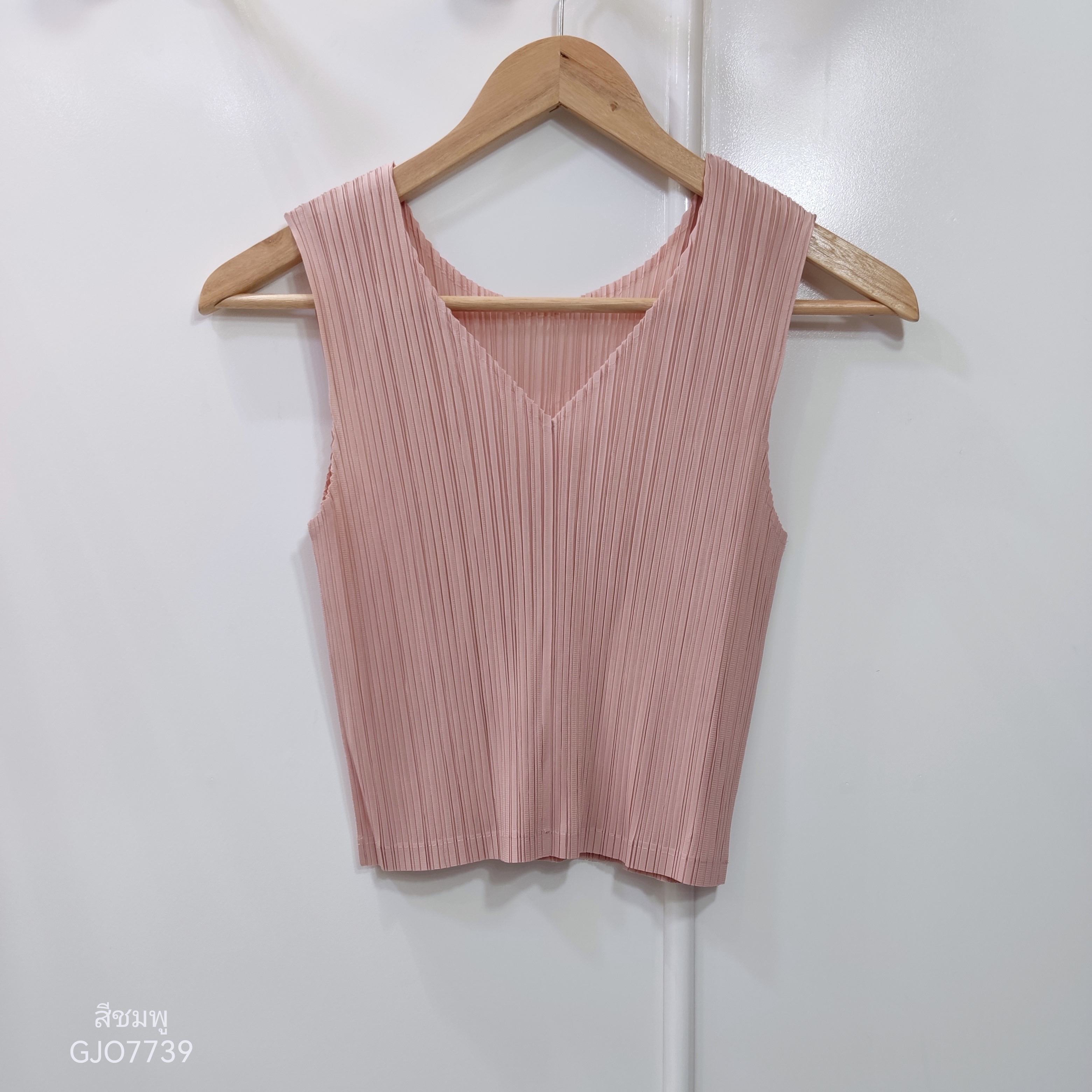 ยาว 16.5นิ้ว 2MUAY BASIC รุ่น GJO7739 SLEEVELESS V NECK CROP PLEATED TOP เสื้ออัดพลีทงานคุณภาพ เสื้อครอป 13สี FREE SIZE