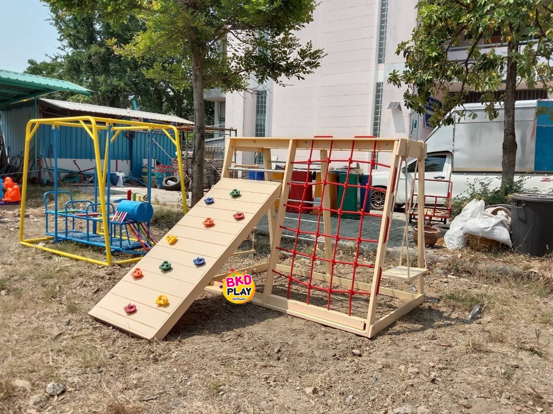 เครื่องเล่นสนามไม้ กลางแจ้ง ชุดปีนป่ายหรรษา ไม้เนื้อแข็งอย่างดี ปีนป่ายไม้ ผลิตในไทย สินค้าสั่งผลิต woodplayground