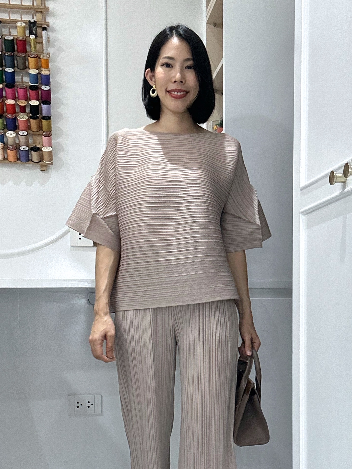 2MUAY รุ่น GJO9319-9 เสื้อพลีทคุณภาพ FLARE SLEEVE PLEATED TOP 7 สี FREE SIZE
