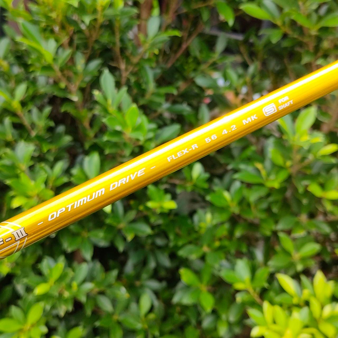 ชุดเหล็ก KASCO POWER TORNADO DF-III มีเหล็ก 5-9 PW AW SW ได้ทั้งหมด 8 ชิ้น ก้าน KASCO POWER TORNADO DF-III FLEX R เป็นชุดเหล็กหน้าเด้ง หน้า MARAGING ตีไกลสุด ตีไกลกว่าเหล็กปกติมากๆครับ