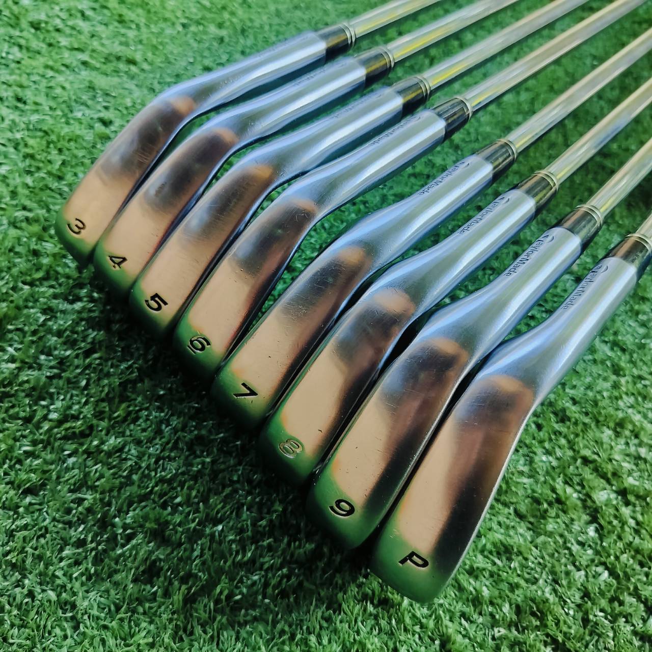 ** ไม้กอล์ฟมือซ้าย ** สวยมาก ชุดเหล็ก TAYLORMADE r7 TP มีเหล็ก 3-9 เเละ PW ครบค่ะ ก้าน NS PRO 950 FLEX R สติ๊กเกอร์ TP สวยครบชุดเลยค่ะ ไม้กอล์ฟพรีเมี่ยมมือสอง ของแท้ By NakaraLuxurious