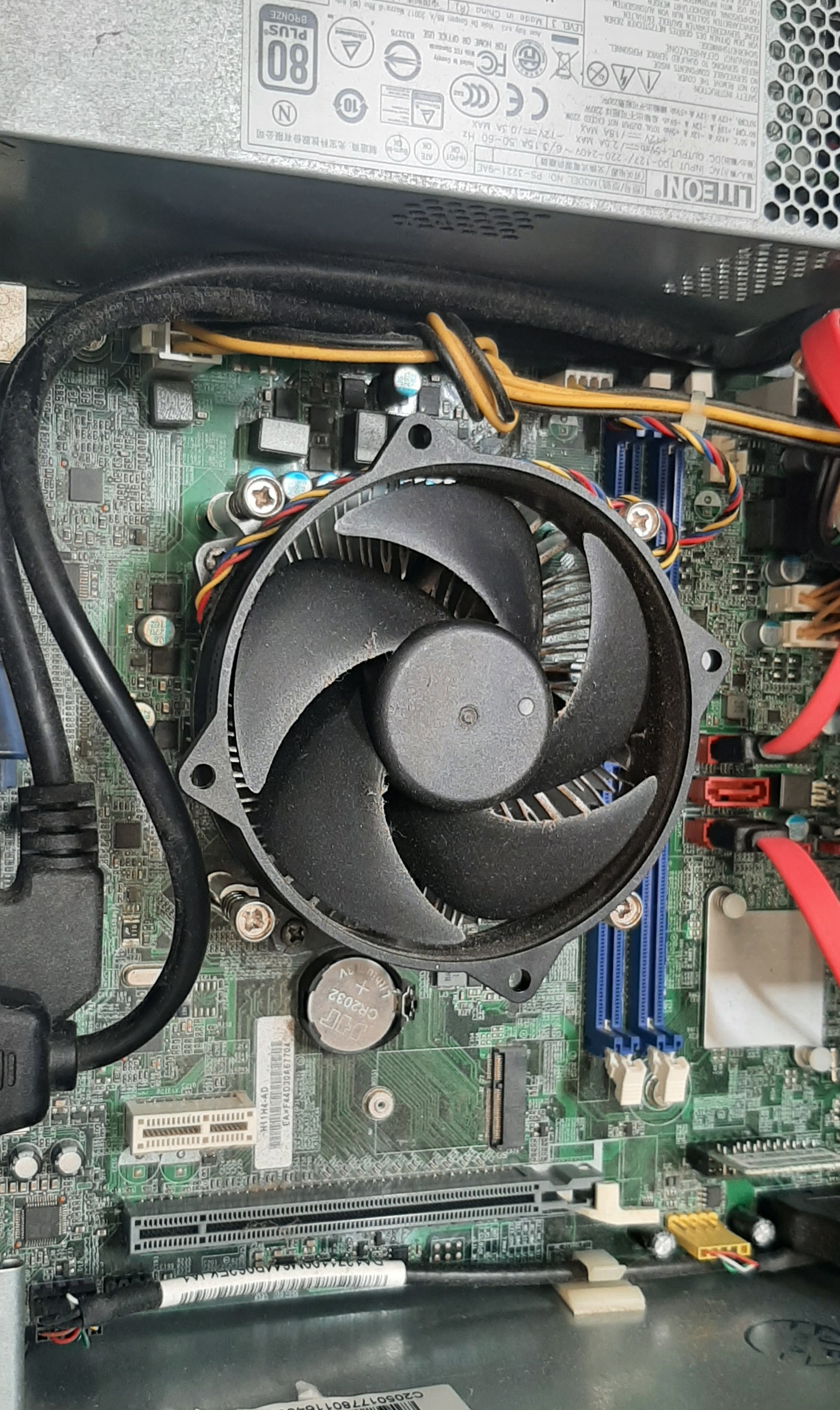 พีซีมือสอง แนวนอน Acer Veriton X2640G SFF มือสอง (i3-6100 Ram8GB SSD120GB) ประกันร้าน 1 เดือน