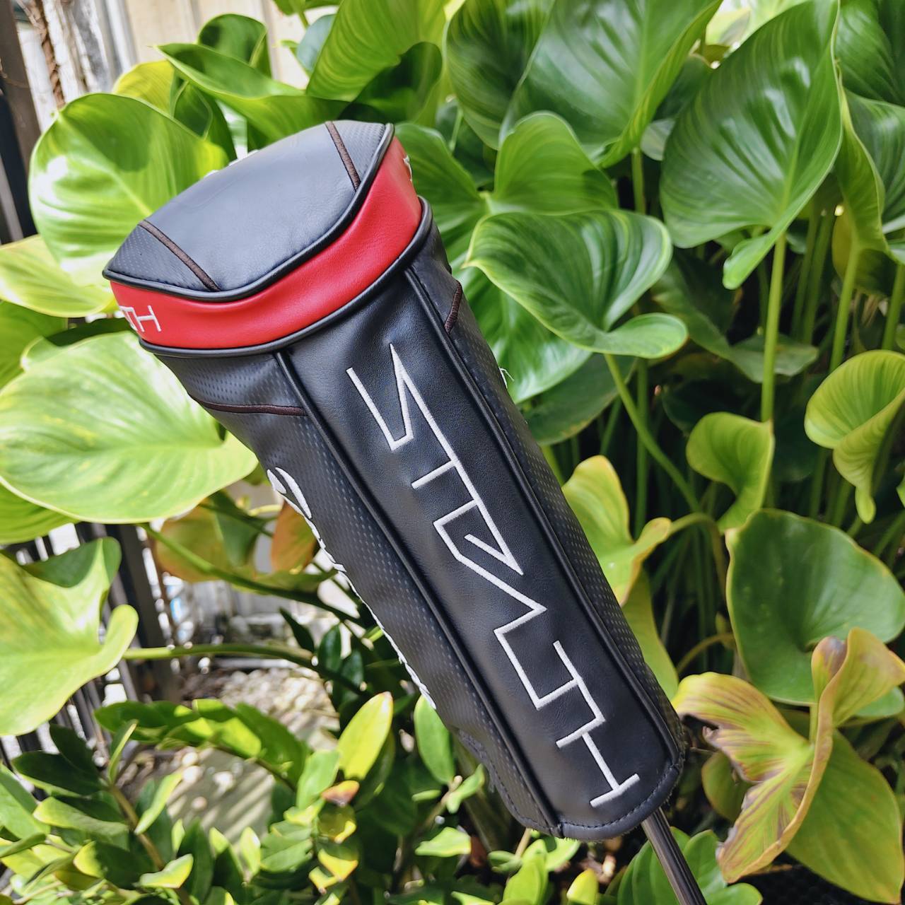 TaylorMade Stealth PLUS+ ระดับท็อปในตระกูล Stealth เทคโนโลยีแห่งยุค “Carbonwood” มอบพลังทุกช็อต