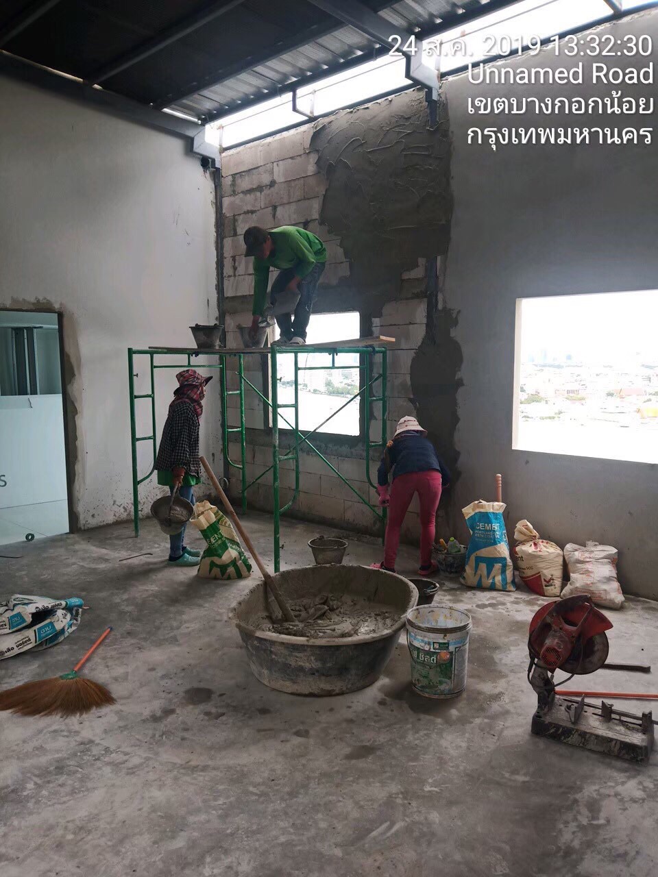 สร้างอาคารสำนักงาน ตึกศรีสวรินทิรา ชั้น15 ศิริราช