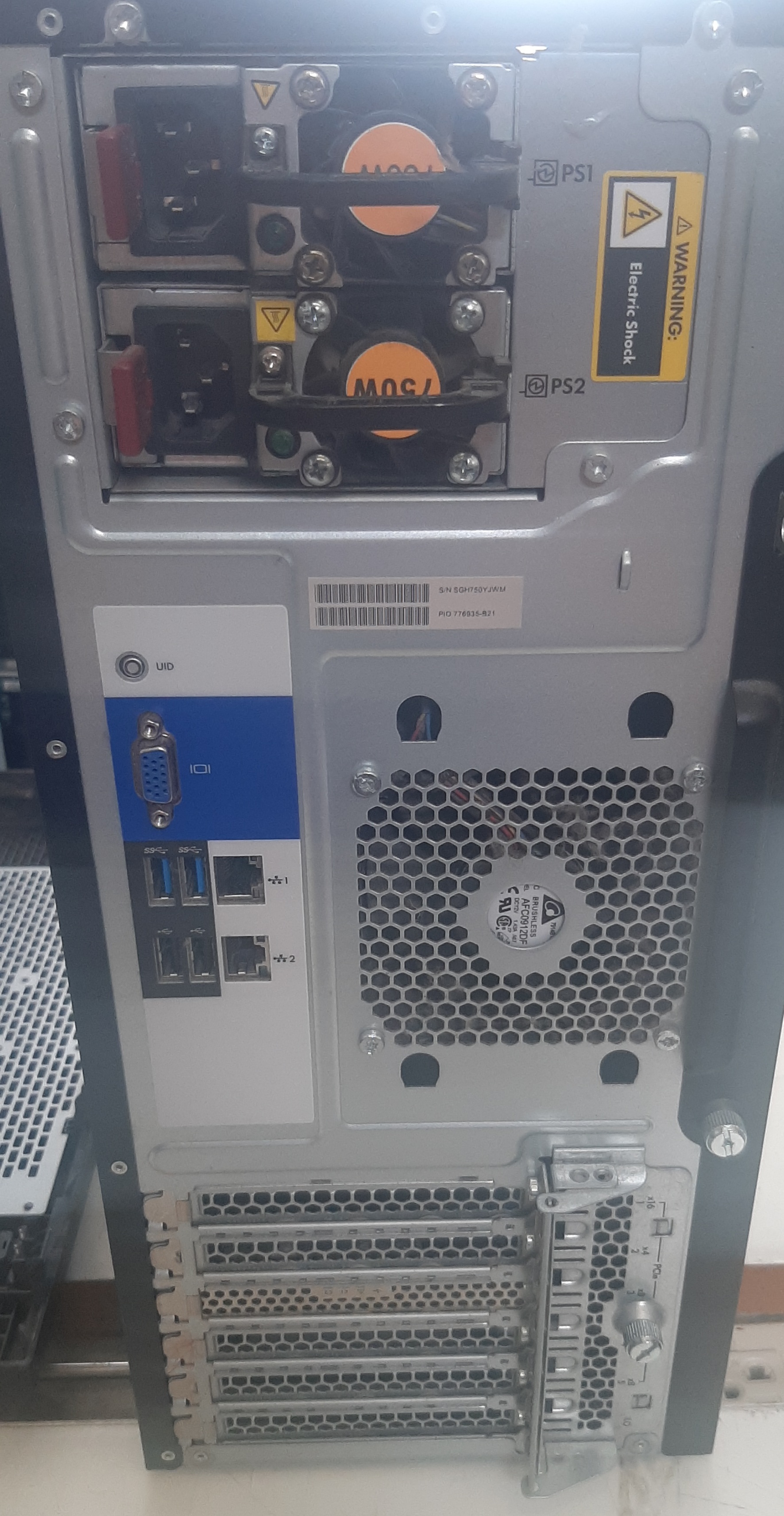 เซิร์ฟเวอร์มือสอง สภาพดี HP ML110 Gen9 (Xeon E5-2620V4 Ram8GB HDD300GB x2) ประกันร้าน 1 เดือน