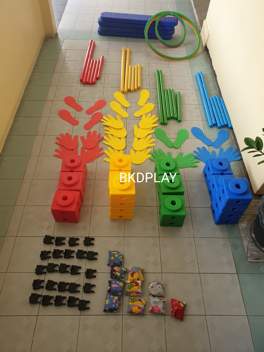 ชุดเสริมพัฒนาการทางเดินฝึกทรงตัวมีมากกว่า 102ชิ้น แถมโยนห่วงช้าง 1 ชุด บล็อคฝึกการเคลื่อนไหว ฝึกกล้ามเนื้อมัดใหญ่ ,บล็อกตัวต่อพลาสติก , ฝึกกายภาพ, ของเล่น, พร้อมส่ง