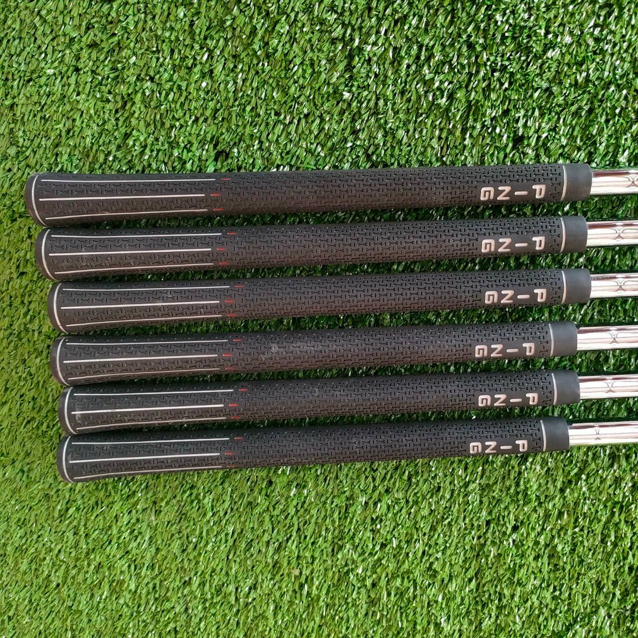 ** ไม้กอล์ฟสำหรับท่านที่ถนัดซ้าย ** ชุดเหล็ก PING I20 มีเหล็ก 5-9 เเละ W ก้าน N.S.PRO 950GH FLEX R