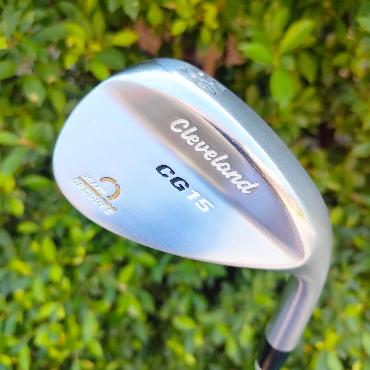 WEDGE CLEVELAND CG15 ร่อง ZIP GROOVE เป็นสี่เหลี่ยม เหมือนร่องของซิป โหดมากๆครับ องศา 56 เบาท์ 14 ก้าน ACTION FLEX WEDGE