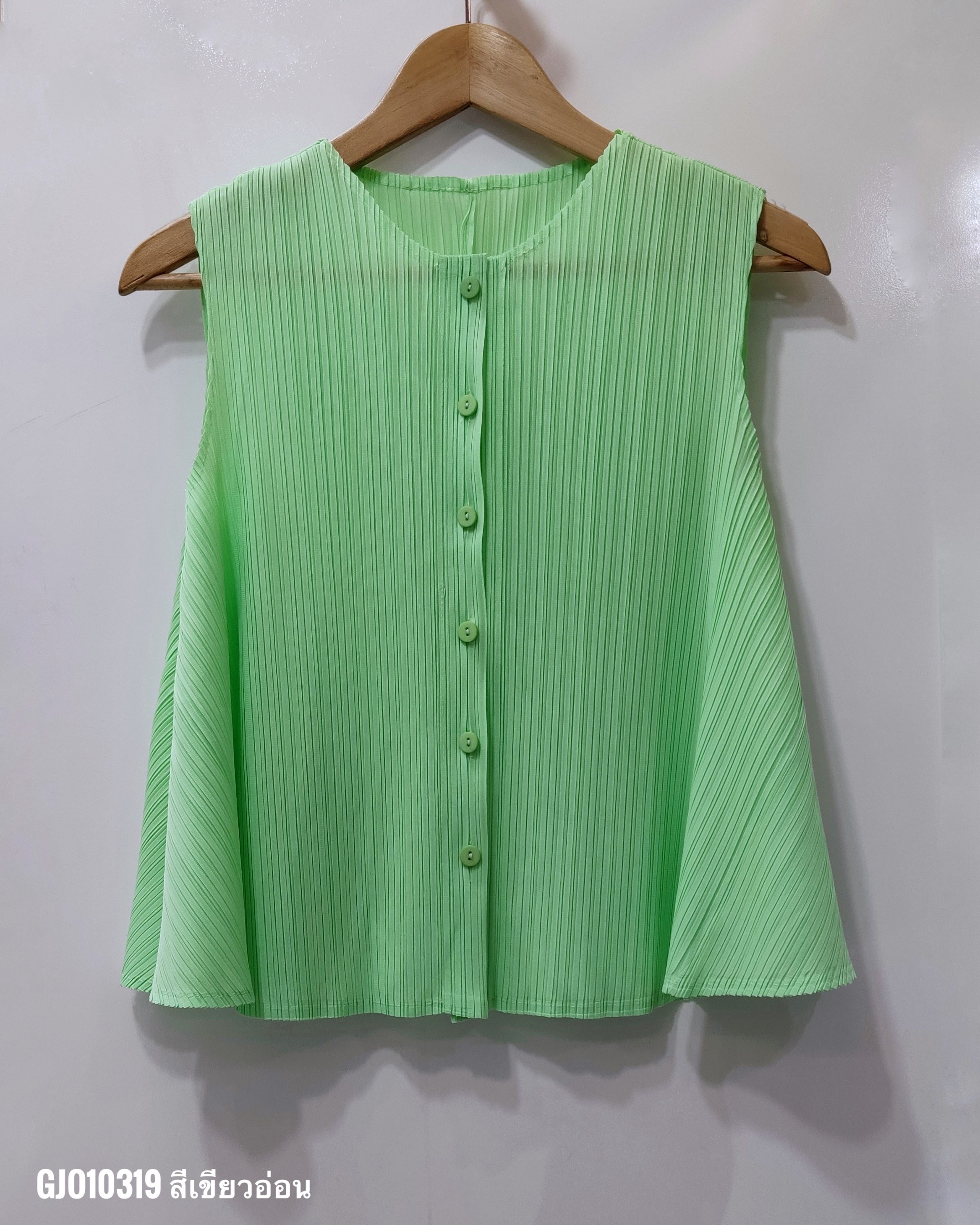 2MUAY รุ่น GJO10319 เสื้ออัดพลีท SLEEVELESS BUTTON FRONT PLEATED TOP 12 สี FREE SIZE