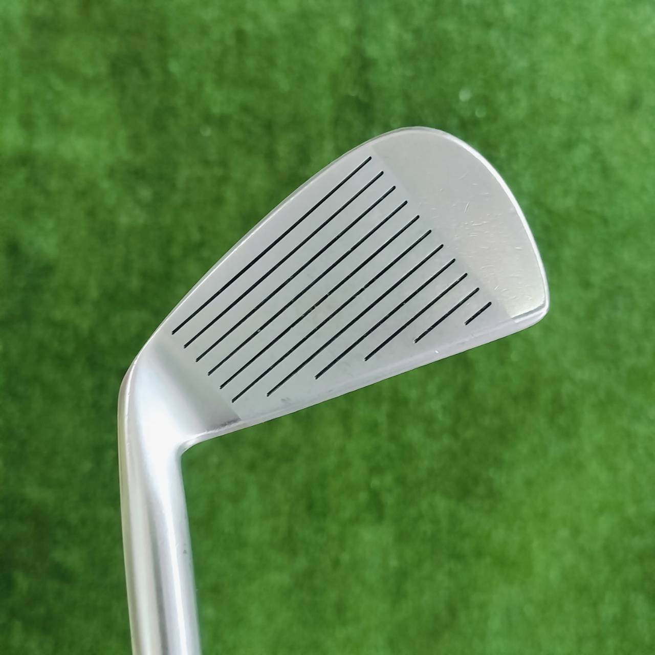 ชุดเหล็ก HONMA-LB 708 H & F CAVITY รุ่นดังอีกรุ่น เหล็ก FORGED JAPAN SAKATA ตีง่ายมาก ได้ฟีลลิ่งนุ่มนวล ใบไม่ใหญ่ ให้สปินได้ดีมาก ไม้กอล์ฟพรีเมี่ยมมืองสองญี่ปุ่น By NakaraLuxurious