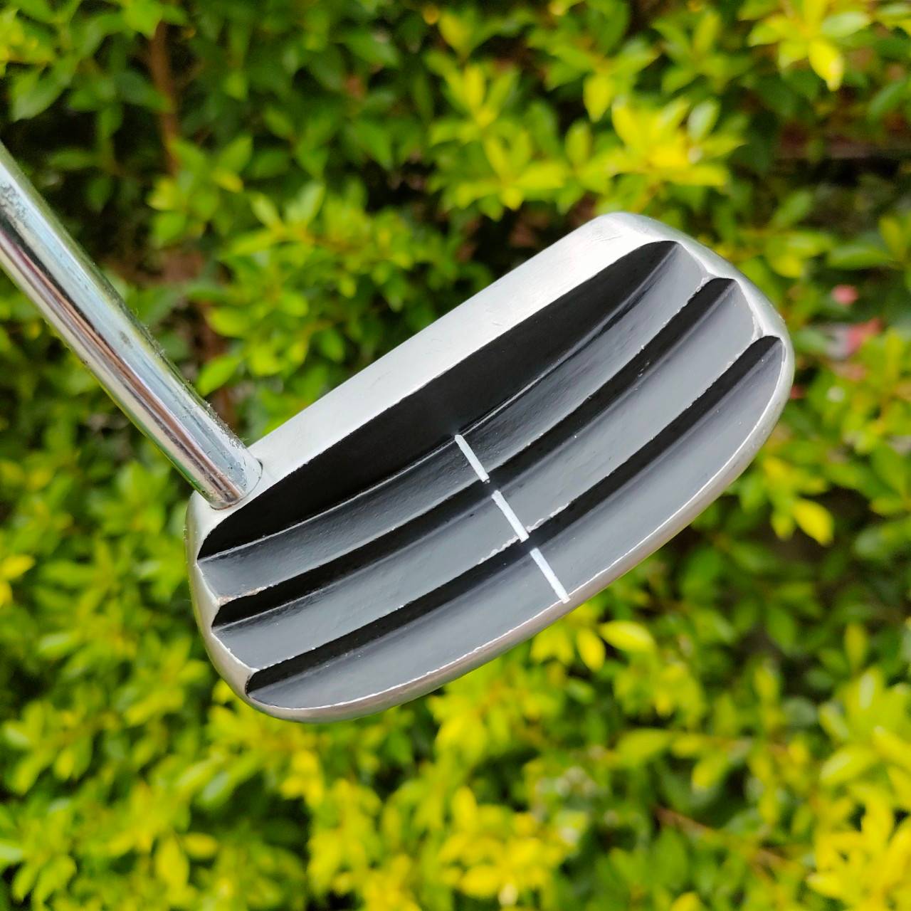 PUTTER DUNLOP LOCO PSERIES ความยาว 35 นิ้ว ก้าน LOCO **ตรงคอของพัตเตอร์ มีสนิม ** หน้าอินเสิร์ท ทั้งนุ่มและเกาะไลน์ ไม้กอล์ฟมือสอง ของแท้ BY NakaraLuxurious