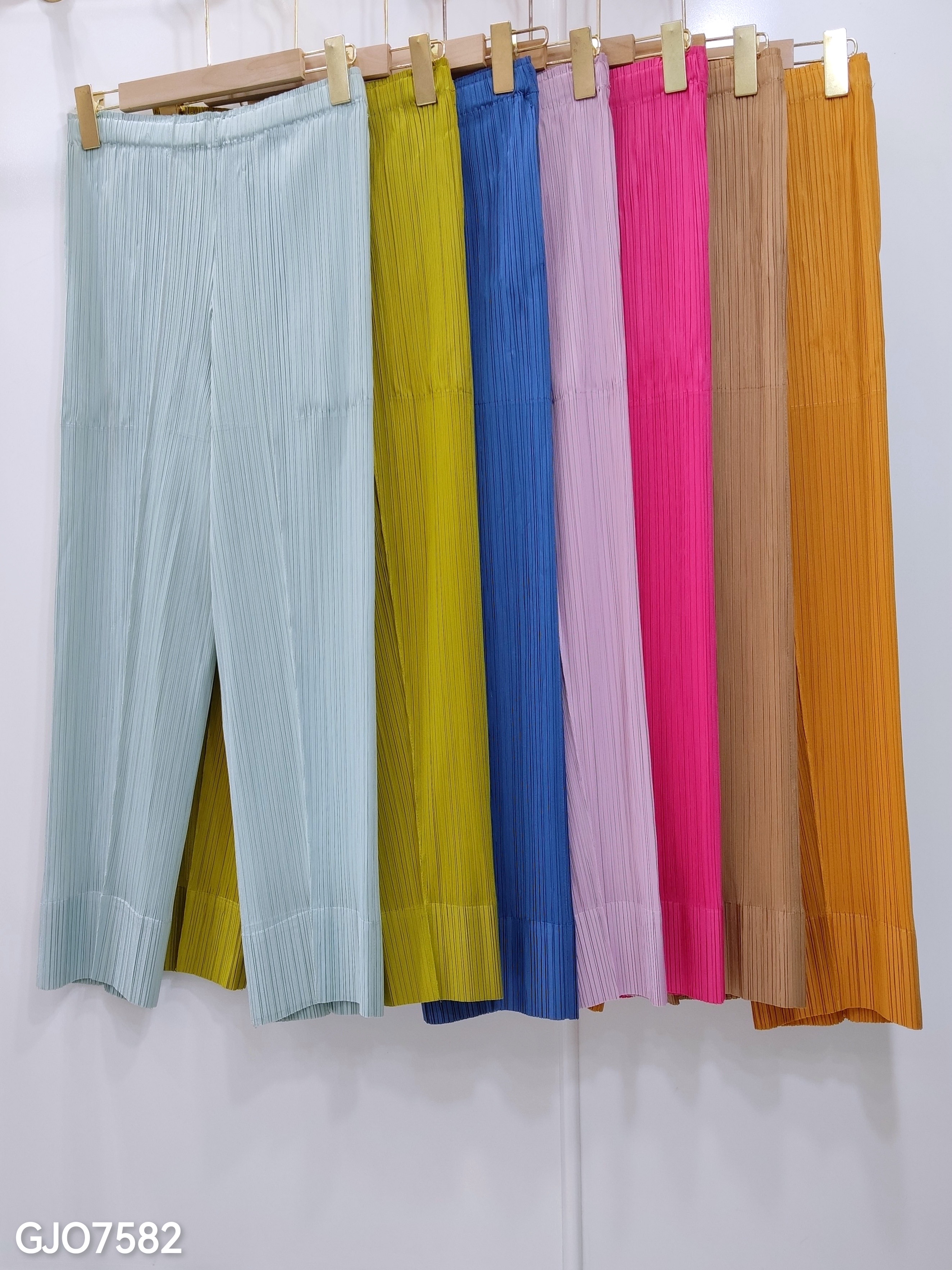ปรับราคาลง20%!! ยาว34นิ้ว! 2MUAY รุ่น GJO7582 กางเกงพลีทคุณภาพ SLIM TUCK PLEATED PANTS 9 สี FREE SIZE