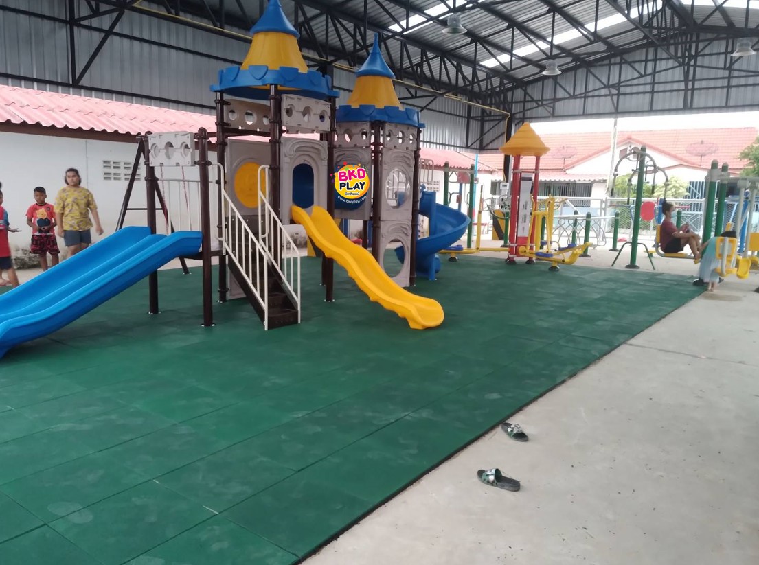 เครื่องเล่นสนามกลางแจ้ง, ชุดปราสาท2มงกุฏพร้อมชิงช้า สนามเด็กเล่น ,เครื่องเล่นสนามกลางแจ้งในร่มราคาถูก, เครื่องเล่นสนามปฐมวัย, playground, outdoorplayground ครุภัณฑ์สนามเด็กเล่น, สพฐ,โครงการโรงเรียนประชารัฐ