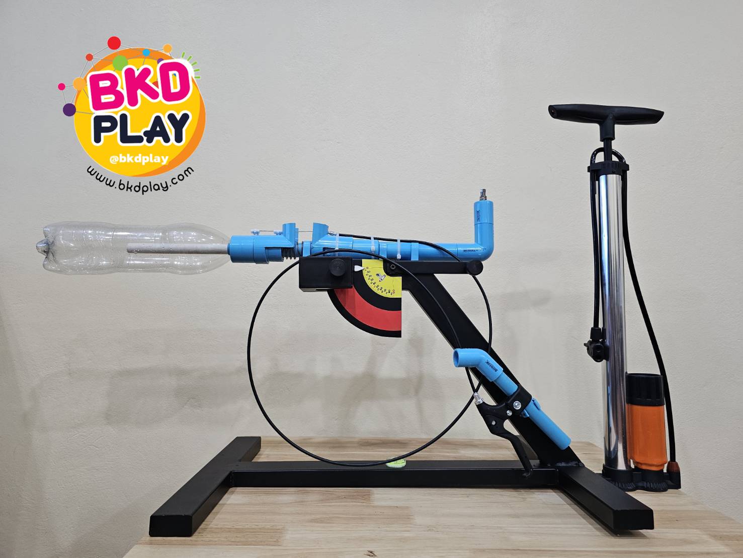 ฐานยิงจรวดขวดน้ำ แถมที่สูบลม ทดลองวิทยาศาสตร์ทดสอบยิงจรวดขวดน้ำ สื่อการสอนเด็กประถม มัธยม ช่างเทคนิค ปวช ปวส ใช้ในการแข่งขันยิงจรวดขวดน้ำ