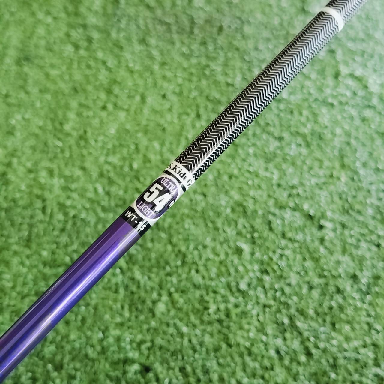 ก้านไม้กอล์ฟเด็กสำหรับใส่หัวไม้ ก้าน U.S.KIDS GOLF 54" ULTRA LIGHT WT-15 ความยาวก้าน 35 นิ้ว สำหรับน้องที่มีความสูง 137-145 เซนติเมตร เป็นก้านสำหรับเด็กที่ดีที่สุดในโลก