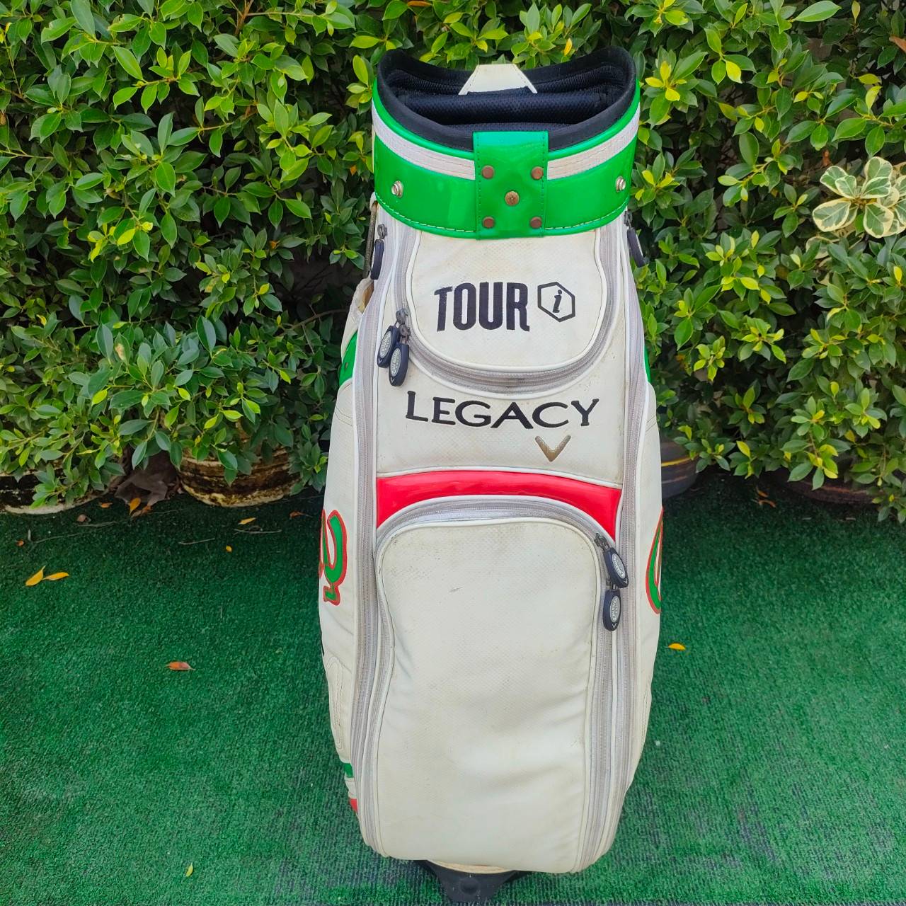 ถุงกอล์ฟ CALLAWAY GOLF มือสอง สภาพพร้อมใช้งาน แบบ TOUR ใบใหญ่ สวยเท่ห์!! มือสอง ของแท้ BY NakaraLuxurious