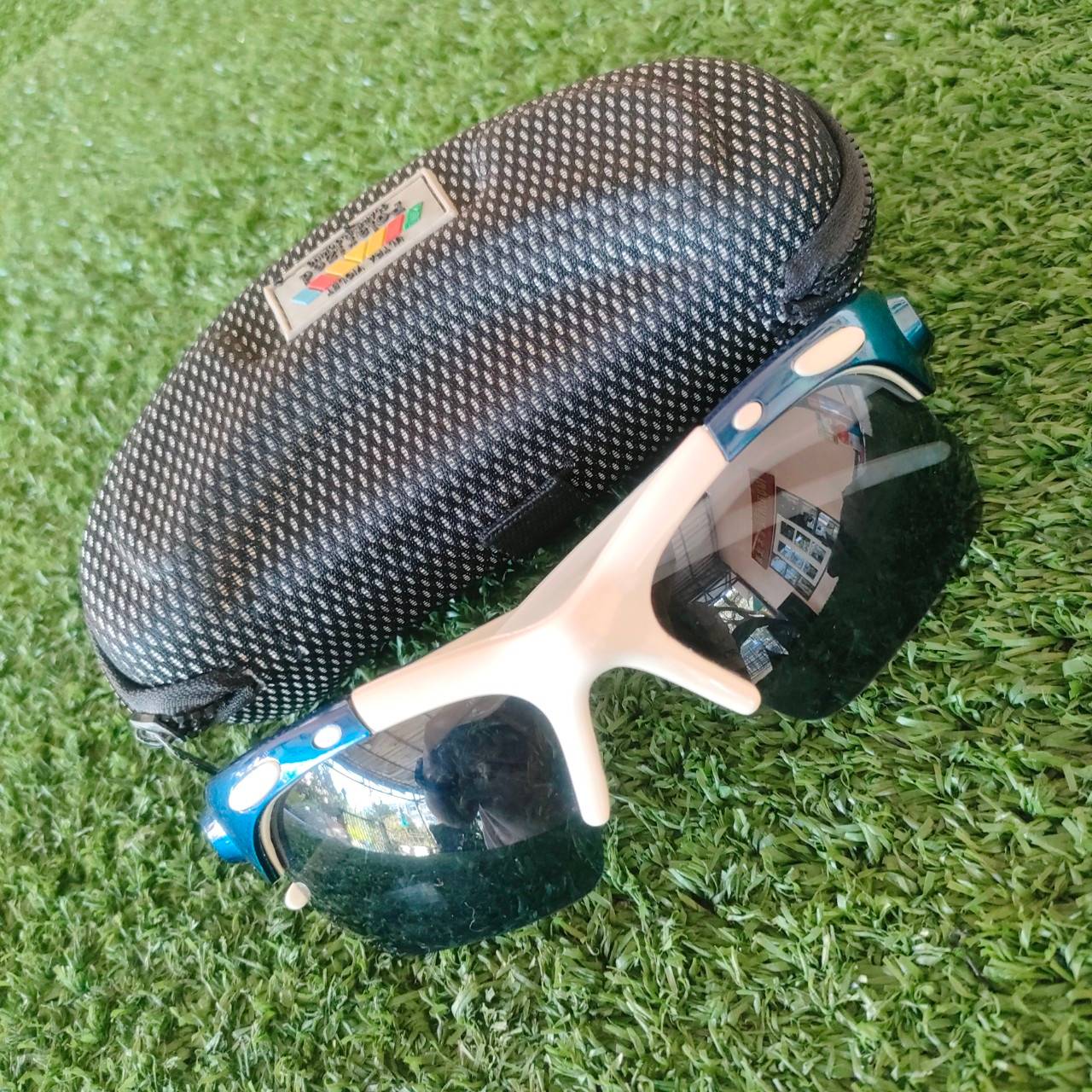 เเว่นตานักกอล์ฟ POLAR IZED มือสอง แว่นตัดแสง ชัดเจนขึ้นมาก เล็งพัตต์ดีขึ้น เล็งตีวางได้อย่างแม่นยำ!! ไม้กอล์ฟมือสอง ของแท้ BY NakaraLuxurious