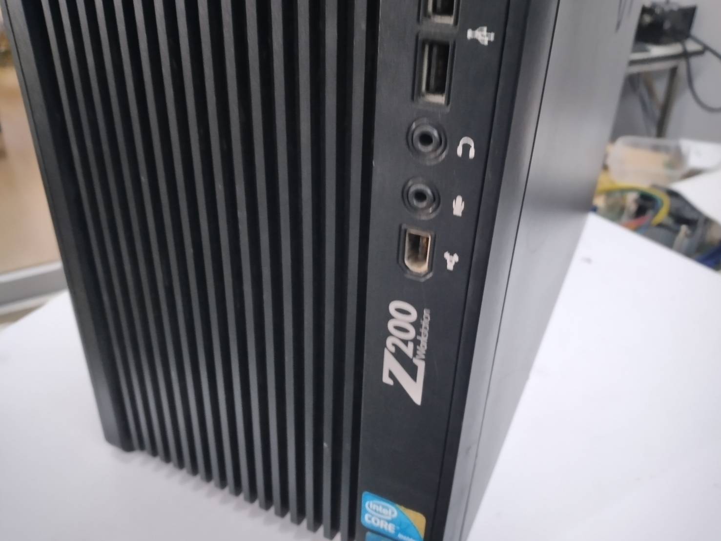 HP Workstation Z200