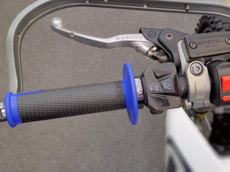 ปลอกแฮนด์ ProTaper Clamp-On Grip 1/2 Waffle สีนีออนเหลือง/ดำ