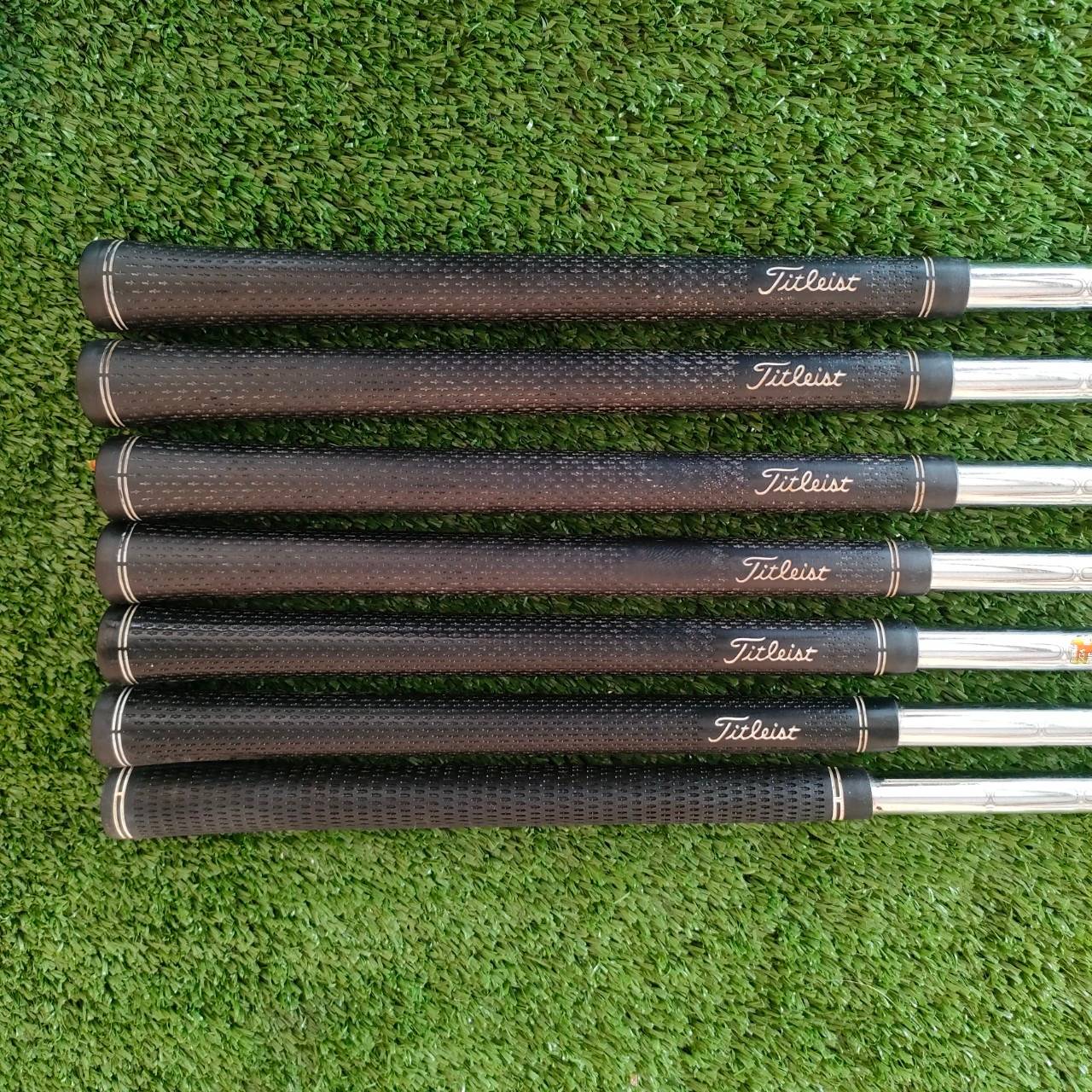 ชุดเหล็ก TITLELIST AP2 712 FORGED มีเหล็ก 4-9 เเละ PW ก้าน N.SPRO 950GH FLEX S สภาพสวย ตีดีมากๆ ตีง่าย มันส์มากๆ