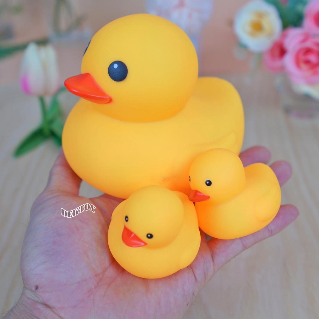 Wisher toy ของเล่นเด็ก ยางบีบเป็ดแม่ลูก ยางบีบเป็ดลอยน้ำ 3 ตัว 668-45
