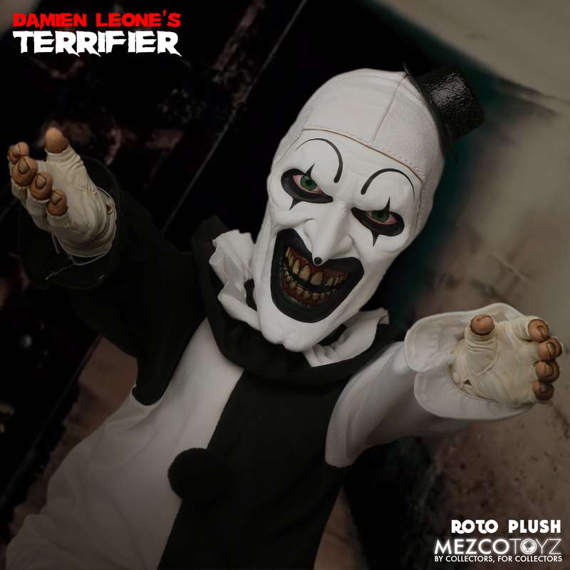 [สั่งจอง] Mezco Toyz MDS ROTO PLUSH : Terrifier - Art the Clown
