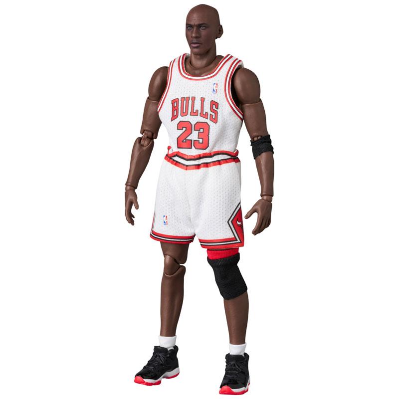 [สั่งจอง] MAFEX No.255 Michael Jordan (Chicago Bulls HOME)