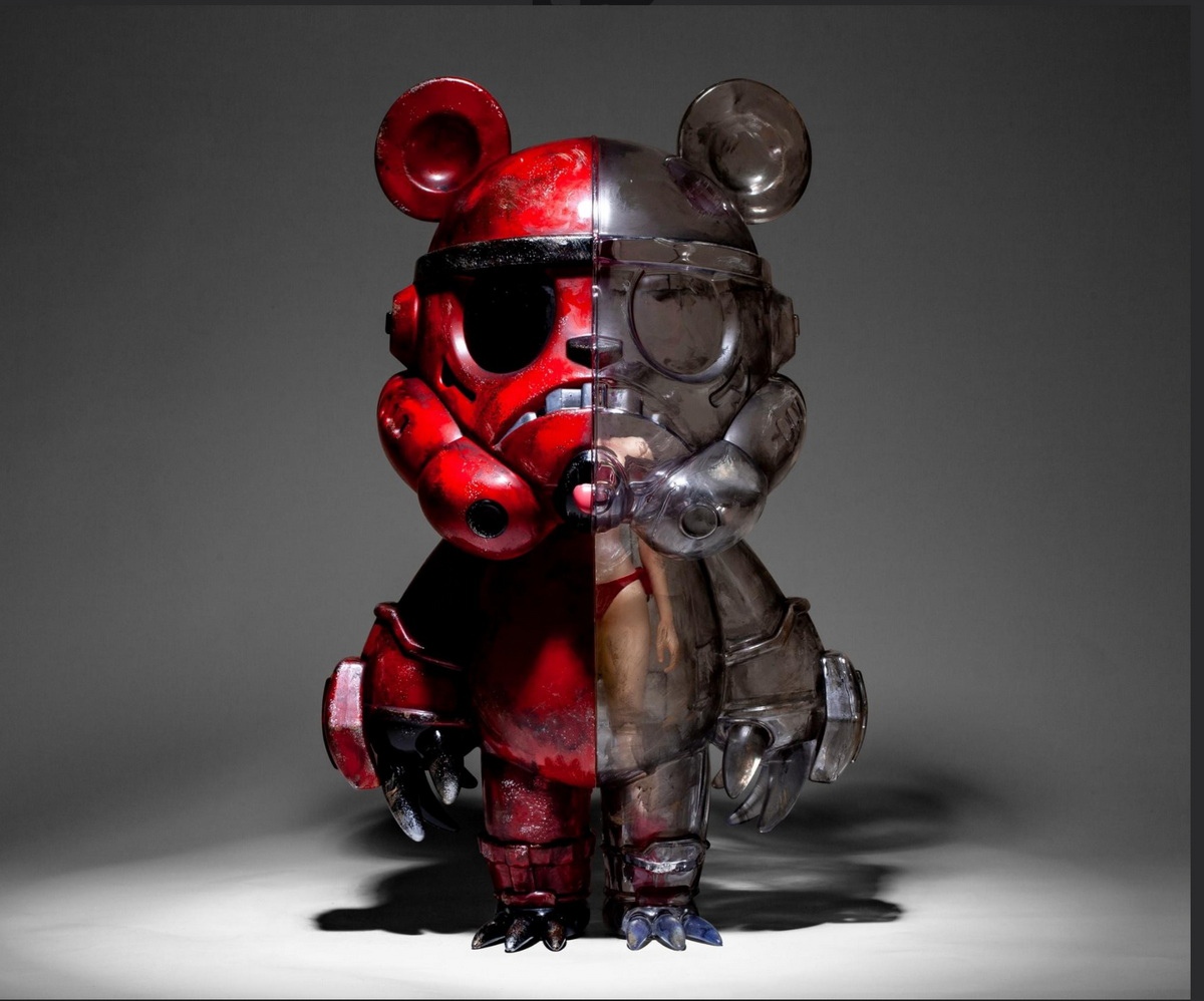 [สั่งจอง] FOOL'S PARADISE X ZCWO FP021 : "KEIKOTROOPER" DAMAGED RED EDITION (38cm)