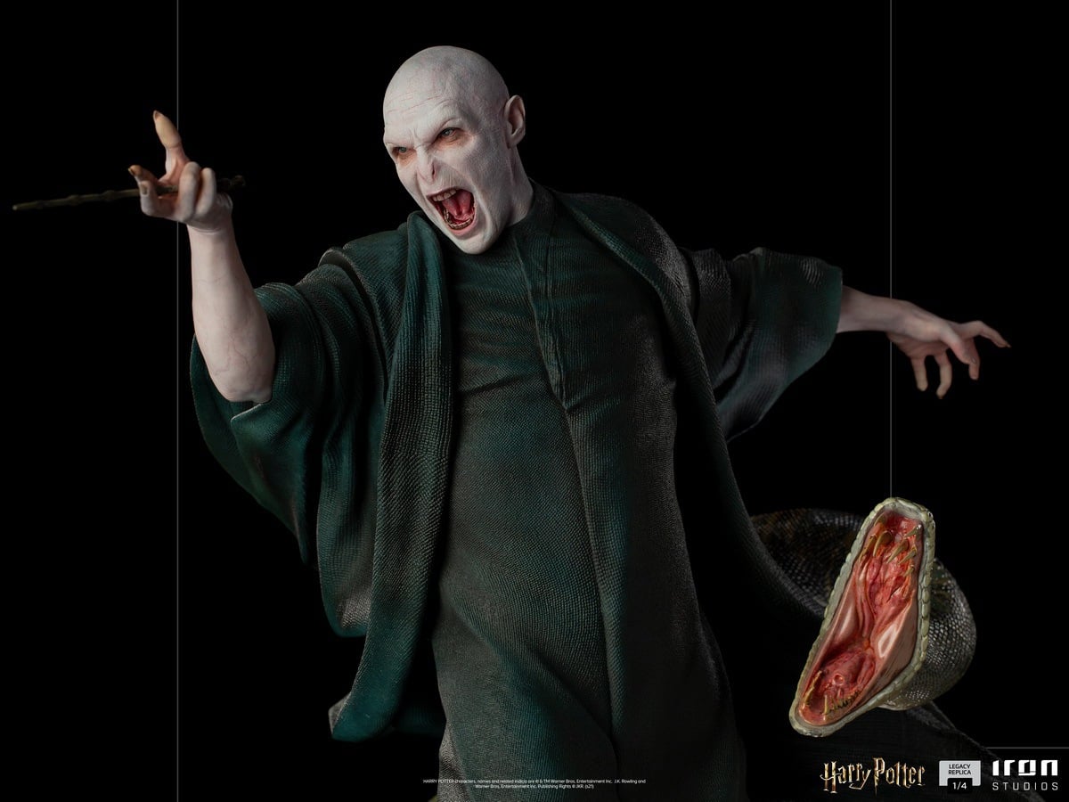 [สั่งจอง]Iron Studios WBHPM44021-14 1/4 Legacy Replica: Harry Potter - Voldemort and Nagini