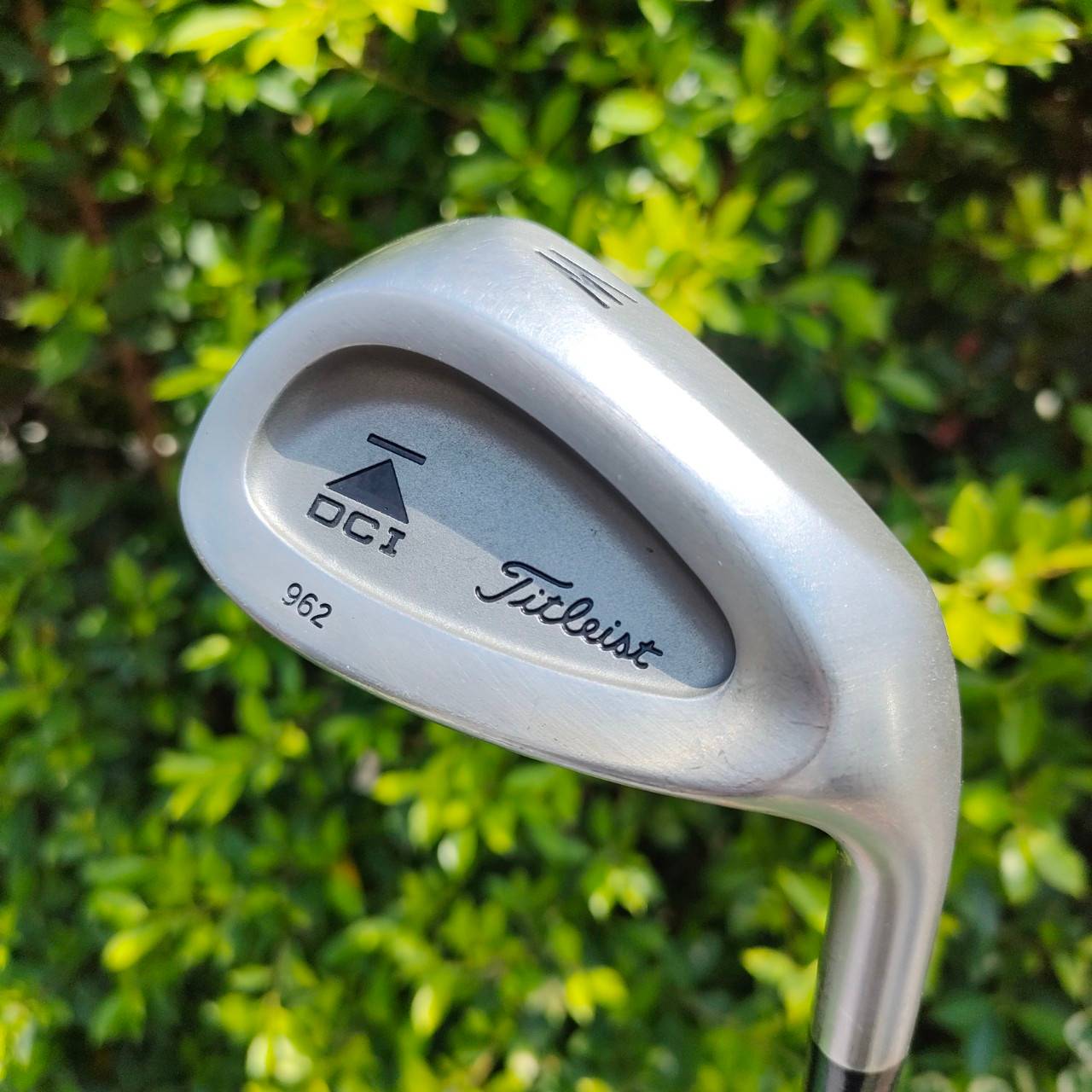 เหล็ก PW TITLEIST DCI 962 ก้าน FCM 6.0 องศา 48 ก้านดีมาก แม่นยำ ลดการสั่นได้ดีมาก ชิพง่าย มี Cavity เล็กน้อย แต่ใบคมมาก