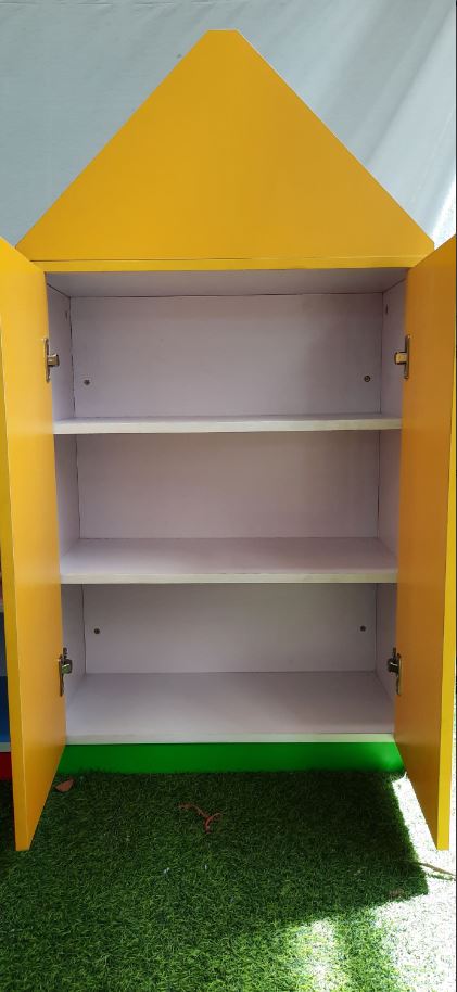 ชั้นวางของบ้านไม้ 12 ช่อง เฟอร์นิเจอร์เด็ก สินค้าพร้อมส่ง คิดค่าส่งตามจริง สินค้าราคาโรงงาน