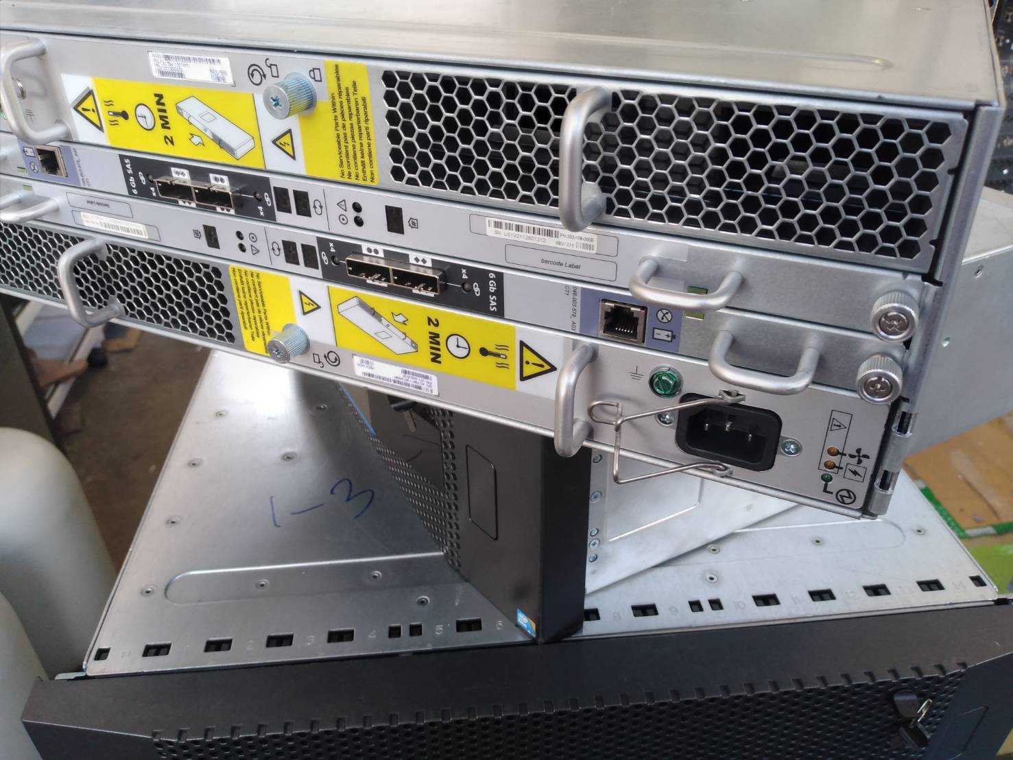 EMC KTN-STL3 15 bay chassis
