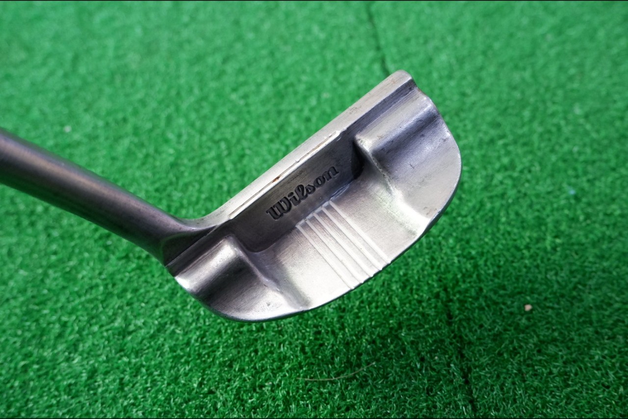 Putter Wilson t .p .a