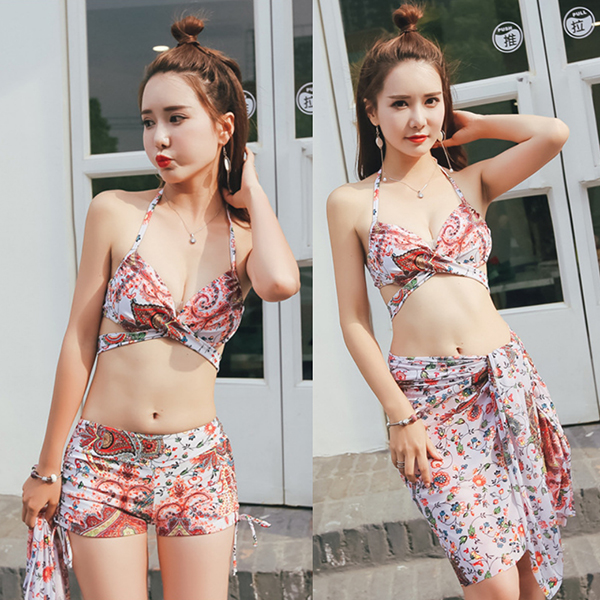 ชุดว่ายน้ำคู่กางเกงลายวินเทจ พร้อมผ้าคลุม เซ็ท 3 ชิ้น-1048SW