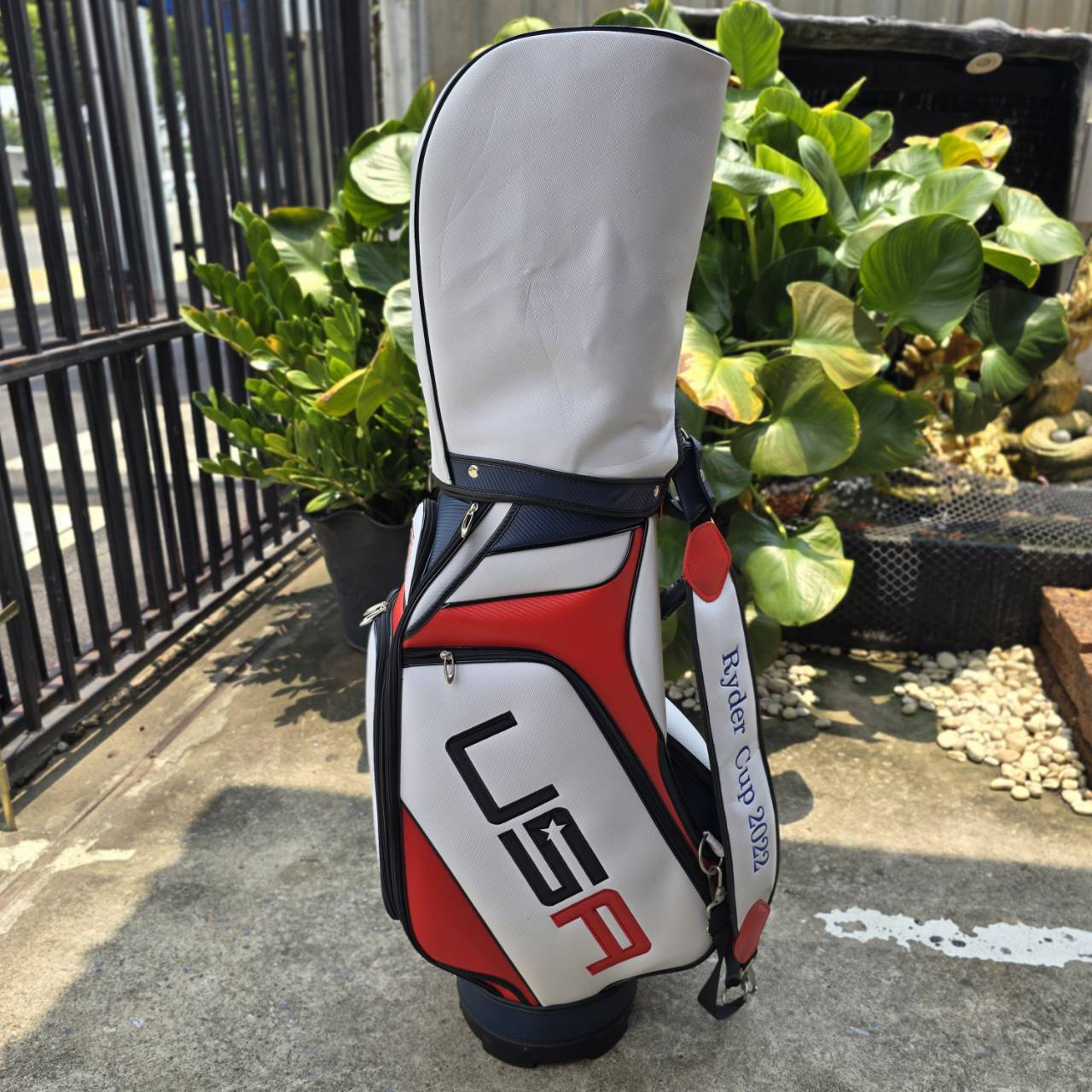 ถุงกอล์ฟ RYDER CUP GOLF BAG 2022 DVM-111 TEAM USA มือสอง สภาพสวยมาก เดิมๆ ใบใหญ่ถุง TOUR