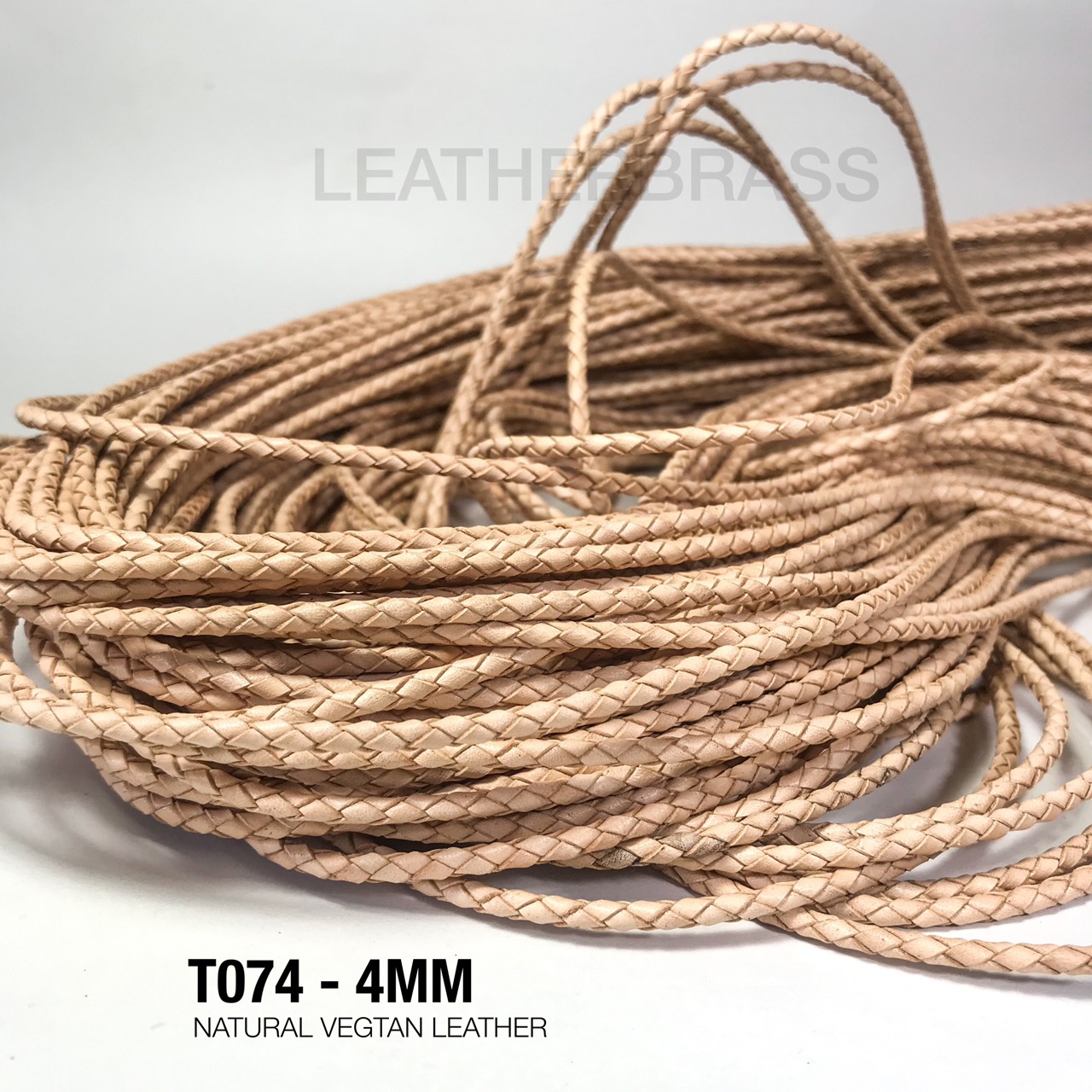 T074 เชือกถักหนังฟอกฟาด สีธรรมชาติ อุปกรณ์งาน DIY อุปกรณ์งานหนัง **ราคาต่อหลา** Leatherbrass