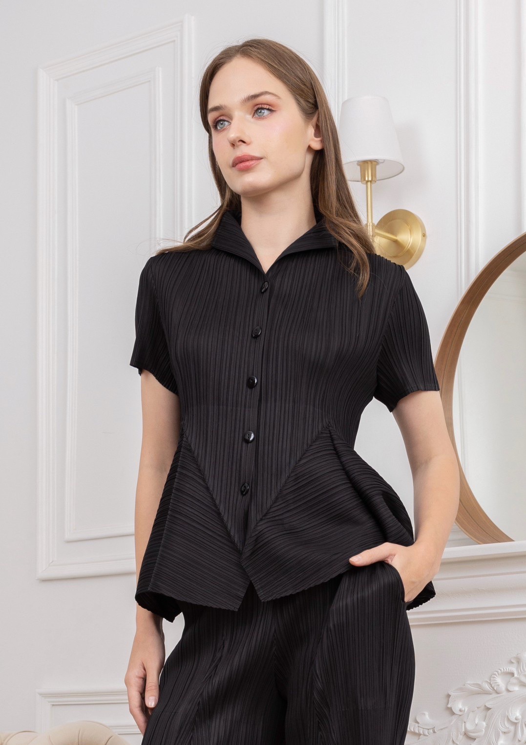 2MUAY รุ่น GJO2103 เสื้ออัดพลีทคุณภาพ SHORT SLEEVE VOLUMN PLEATED TOP 12สี FREE SIZE