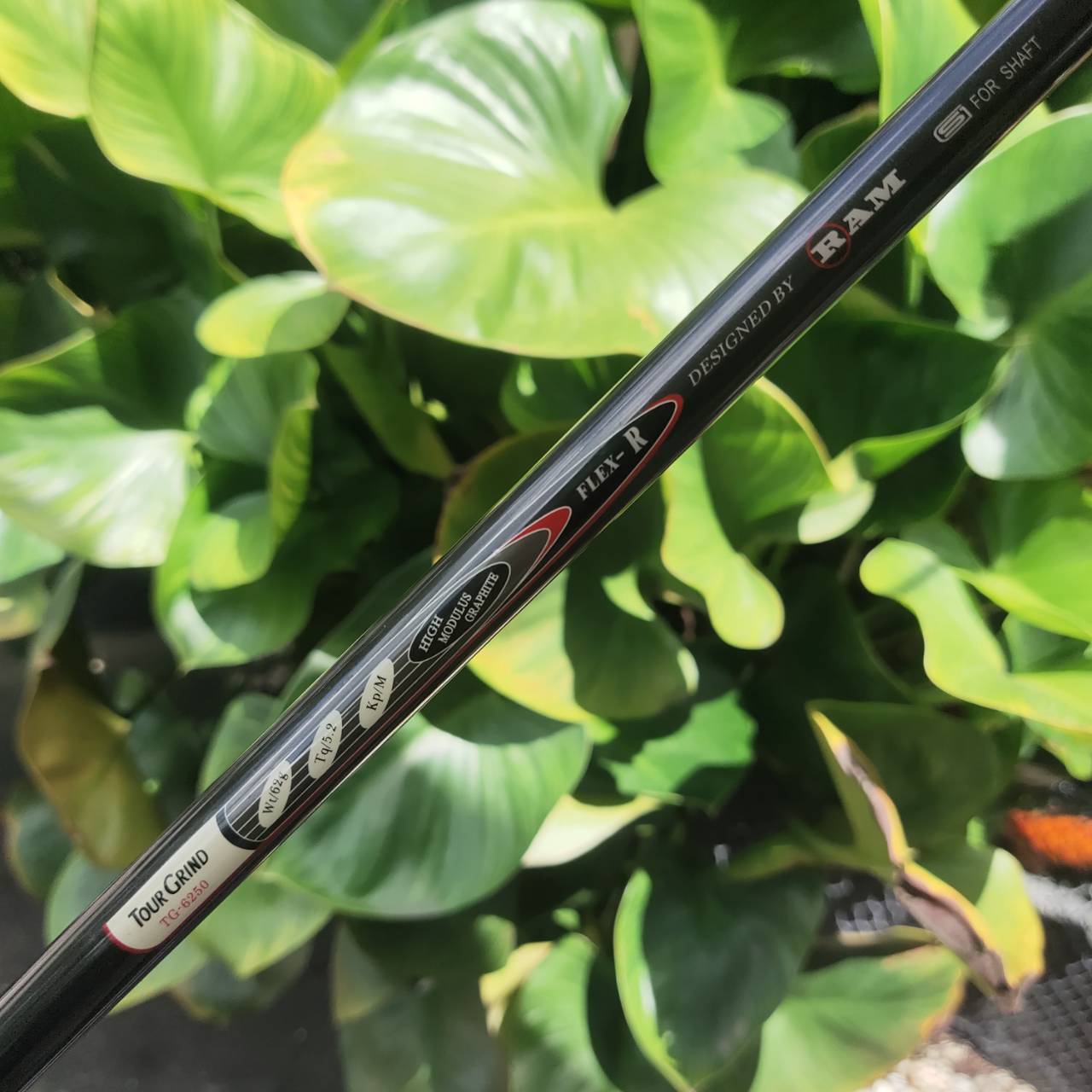 Driver MAXIMAX 460 ACTWORKS หน้าไม้บาง 1.9mm – 2.2mm ทำจาก DAT55G Titanium