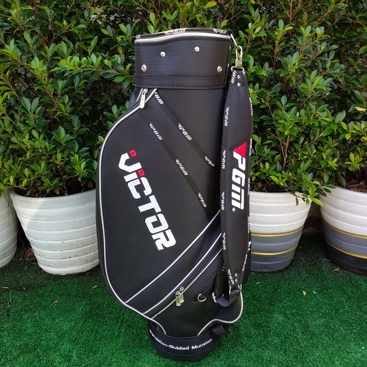 ถุงกอล์ฟ PGM VICTOR สภาพนางฟ้า เหมือนซื้อมือหนึ่ง เก็บอย่างเดียว แทบไม่ได้ใช้ครับ