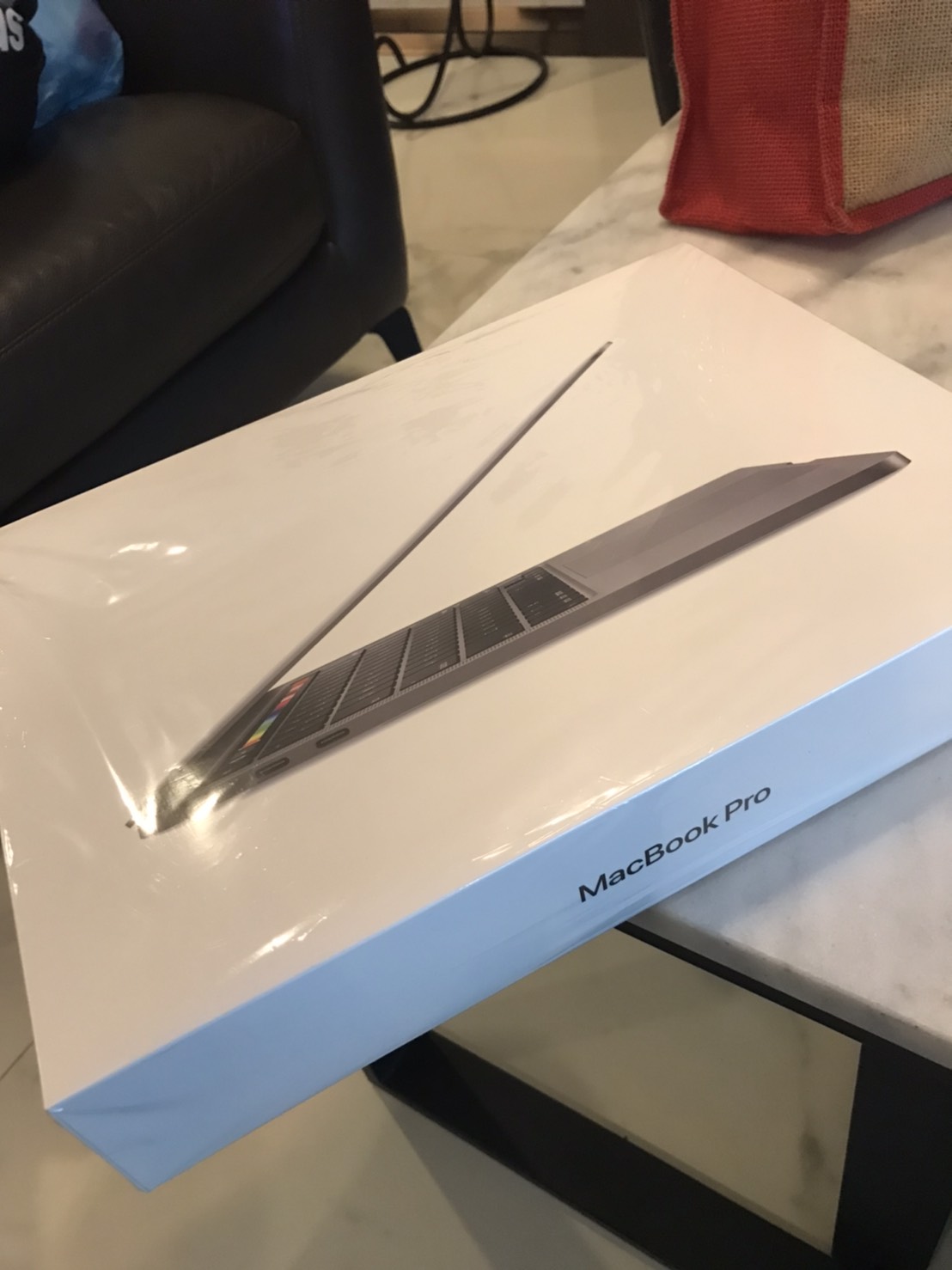 Apple MacBook Pro 13.3-inch 2020